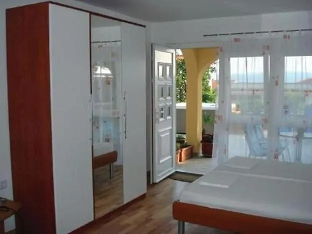 One-Bedroom Apartment Crikvenica 18 Dramalj Croatia