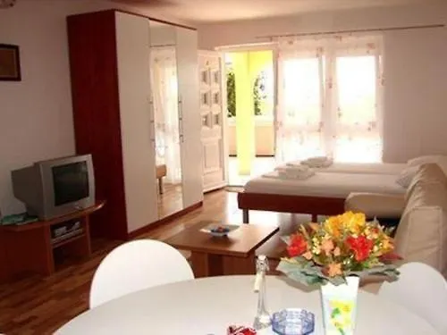 One-Bedroom Apartment Crikvenica 18 Dramalj 0*,